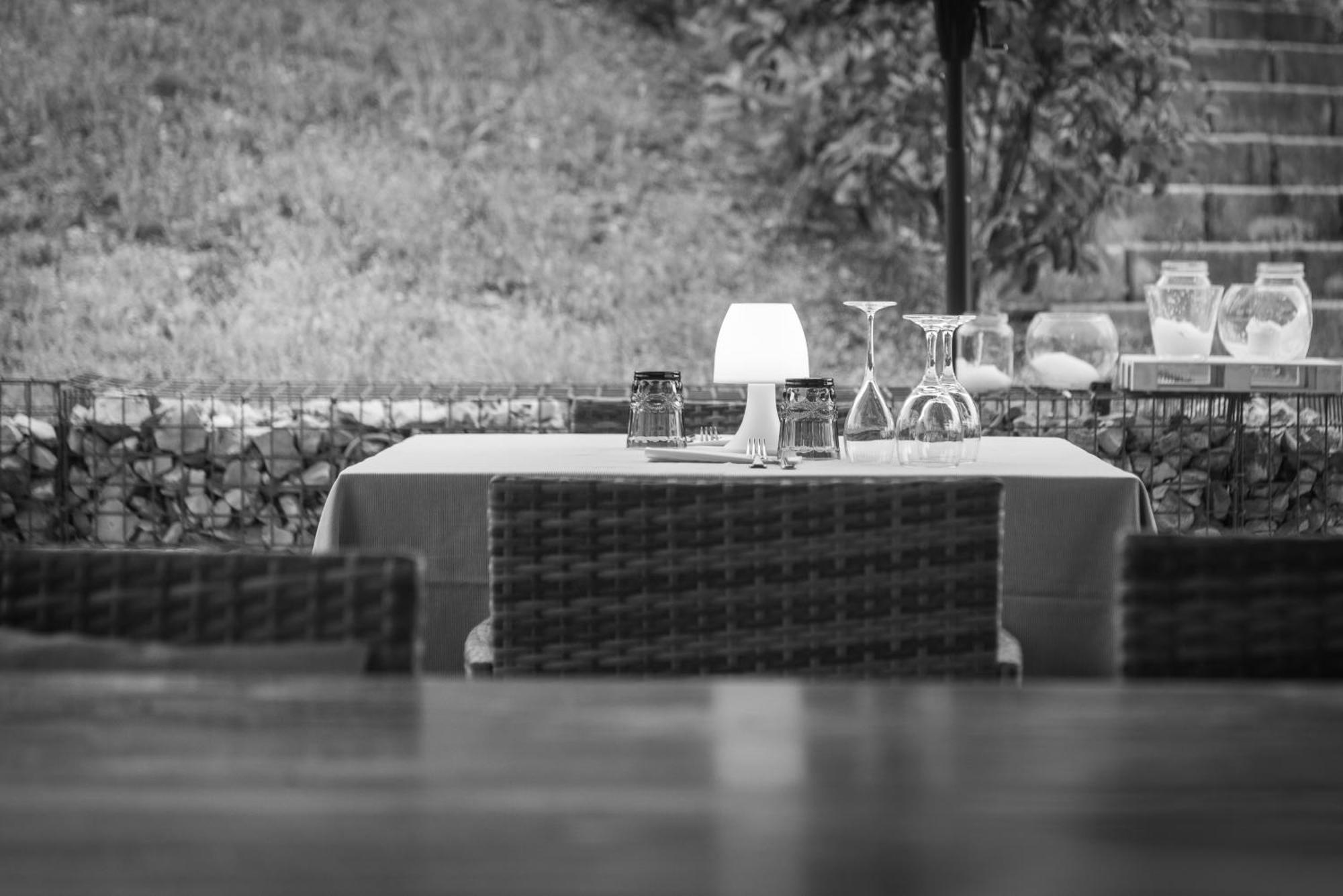 Casa Grimaldi Boutique Hotel & Restaurant Matelica Exteriör bild