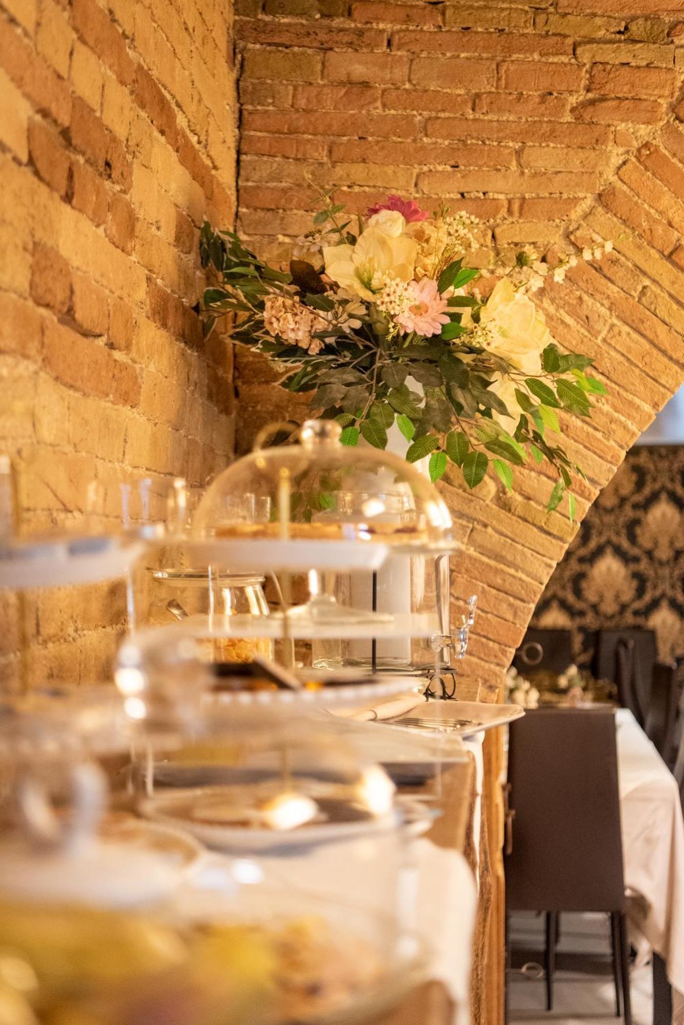 Casa Grimaldi Boutique Hotel & Restaurant Matelica Exteriör bild